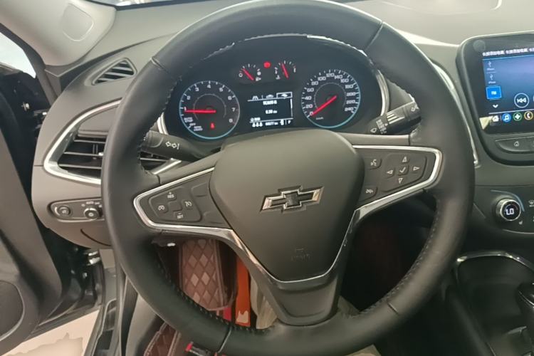 Used Chevrolet Malibu XL 2019 535T CVT Active Version Steering Wheel