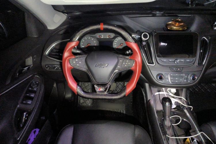 Used Chevrolet Malibu XL 2019 Redline 550T Automatic Sport Edition Steering Wheel