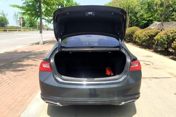 Used Chevrolet Malibu XL 2019 535T CVT Rui Xing Edition Trunk
