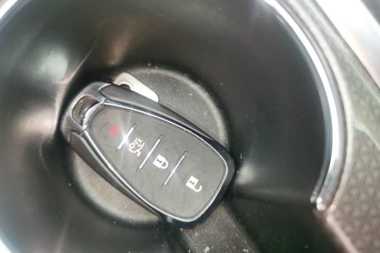 Used Chevrolet Malibu XL 2019 Redline 550T Automatic Sport Edition Vehicle Key