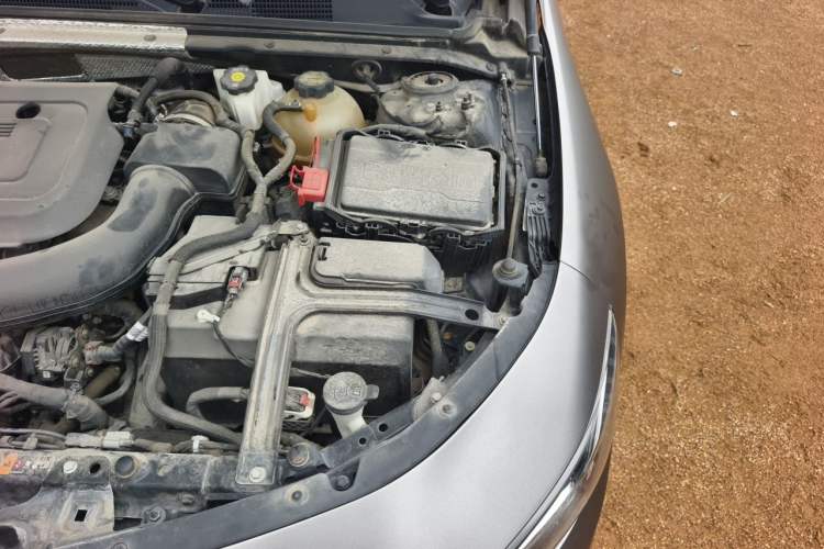 Used Chevrolet Malibu XL 2019 Redline 550T Automatic Smart Edition Engine Bay Left