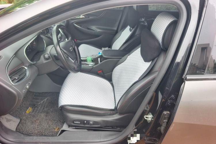Used Chevrolet Malibu XL 2019 Redline 550T Automatic Smart Edition Left Front Seat