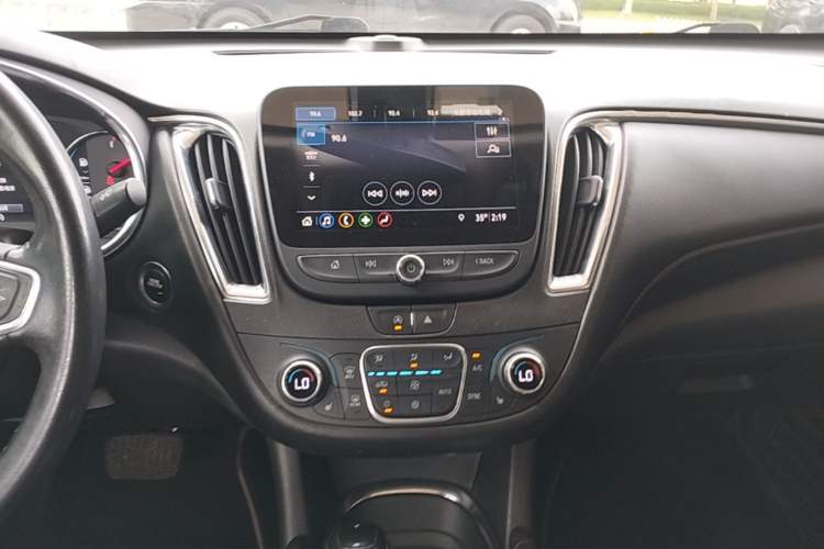 Used Chevrolet Malibu XL 2019 Redline 550T Automatic RuiLian Edition Audio And AC Panel