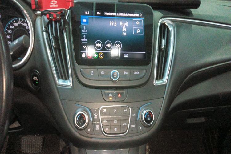 Used Chevrolet Malibu XL 2019 535T CVT Active Version Audio And AC Panel