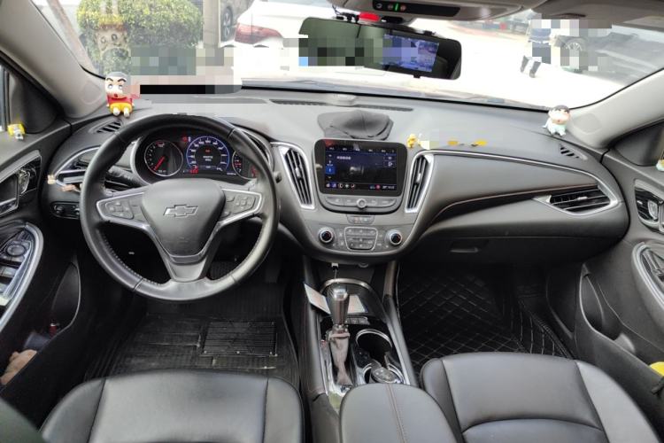 Used Chevrolet Malibu XL 2019 Redline 550T Automatic RuiLian Edition Center Console