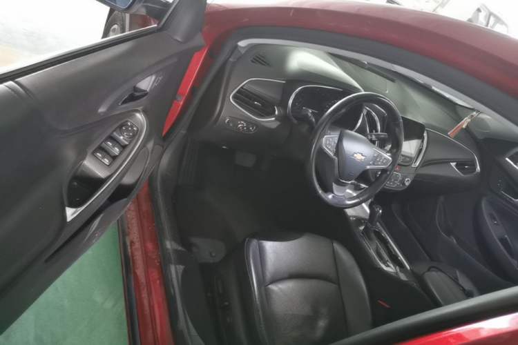 Used Chevrolet Malibu XL 2019 535T CVT Active Version Driver Seat