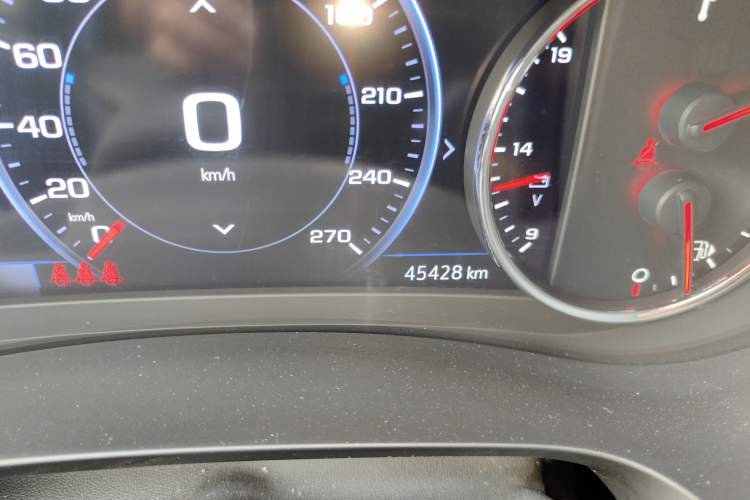 Used Chevrolet Malibu XL 2019 Redline 550T Automatic RuiLian Edition Odometer Close Up