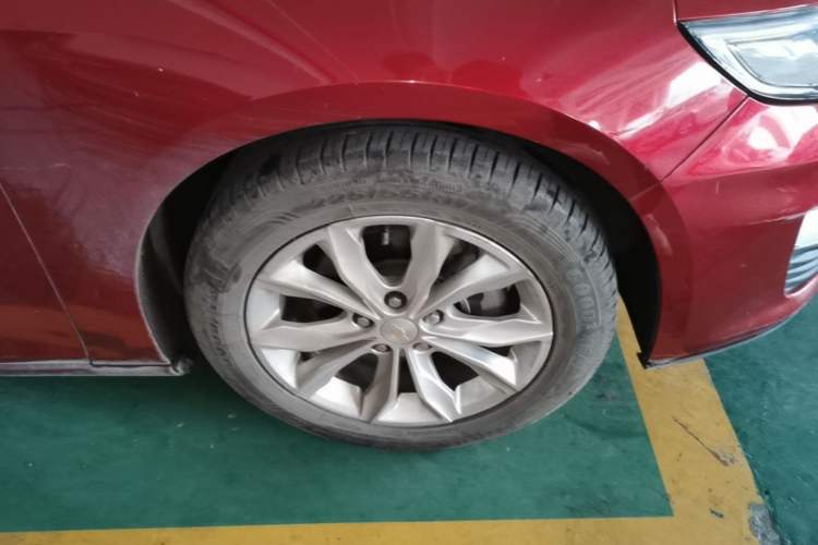Used Chevrolet Malibu XL 2019 535T CVT Active Version Right Front Wheel Hub