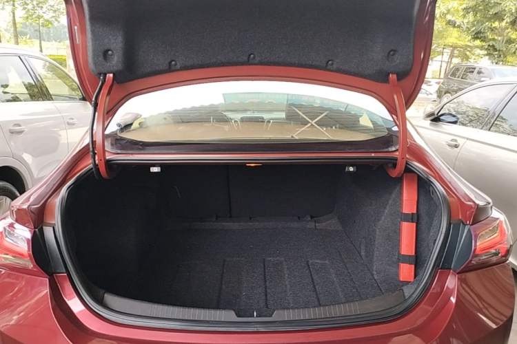 Used Chevrolet Malibu XL 2019 Redline 550T Automatic RuiLian Edition Trunk