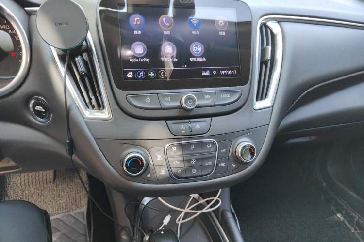 Used Chevrolet Malibu XL 2019 535T CVT Active Version Audio And AC Panel