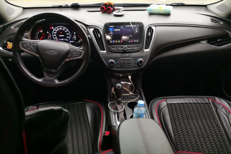 Used Chevrolet Malibu XL 2019 Redline 550T Automatic RuiLian Edition Center Console