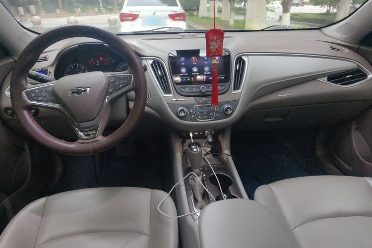 Used Chevrolet Malibu XL 2019 535T CVT Rui Xing Edition Center Console