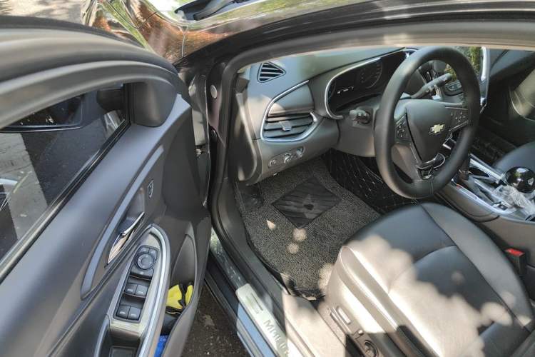 Used Chevrolet Malibu XL 2019 535T CVT Active Version Driver Seat