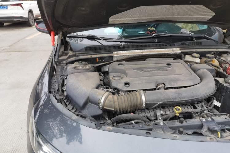 Used Chevrolet Malibu XL 2019 Redline 550T Automatic RuiLian Edition Engine Bay Right