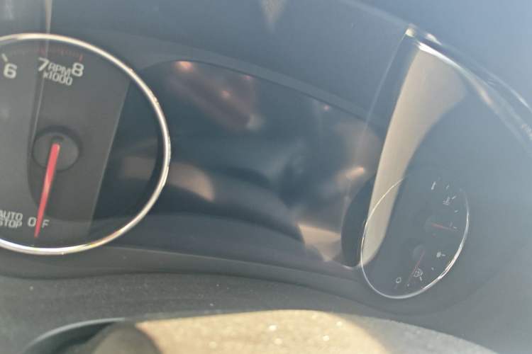 Used Chevrolet Malibu XL 2019 Redline 550T Automatic RuiLian Edition Odometer Close Up