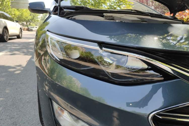 Used Chevrolet Malibu XL 2019 535T CVT Active Version Right Front Headlight