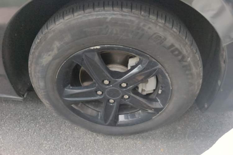 Used Chevrolet Malibu XL 2019 535T CVT Rui Xing Edition Right Front Wheel Hub
