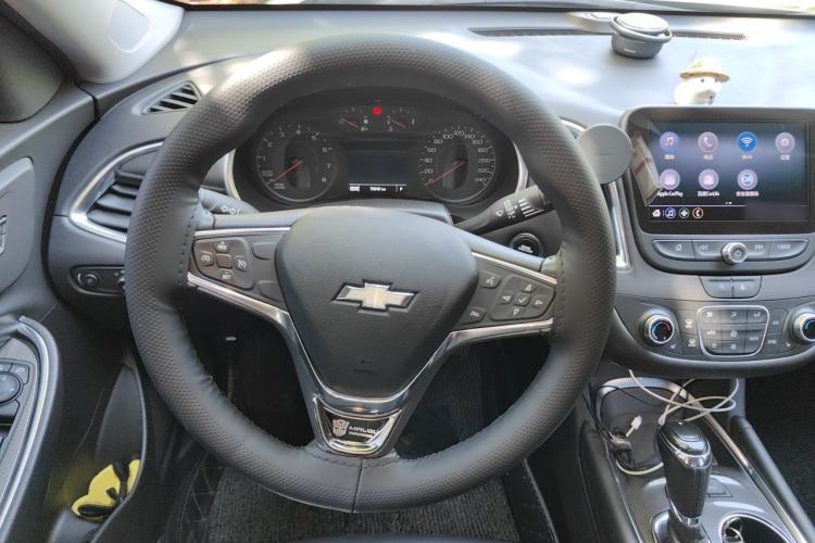 Used Chevrolet Malibu XL 2019 535T CVT Active Version Steering Wheel