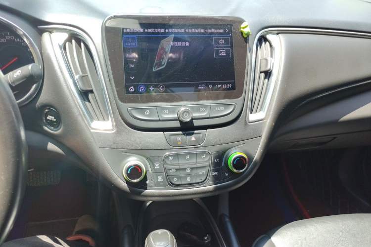 Used Chevrolet Malibu XL 2019 535T CVT Active Version Audio And AC Panel