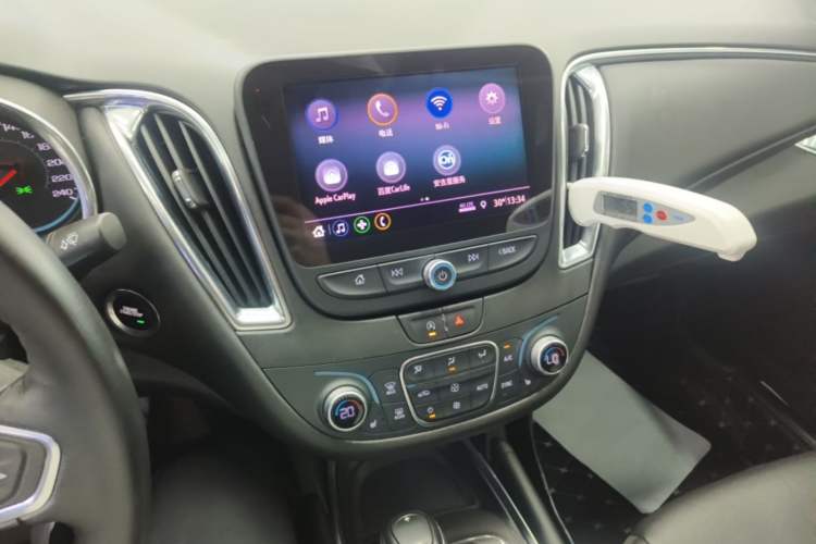 Used Chevrolet Malibu XL 2019 535T CVT Active Version Audio And AC Panel