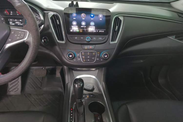 Used Chevrolet Malibu XL 2019 535T CVT Active Version Audio And AC Panel