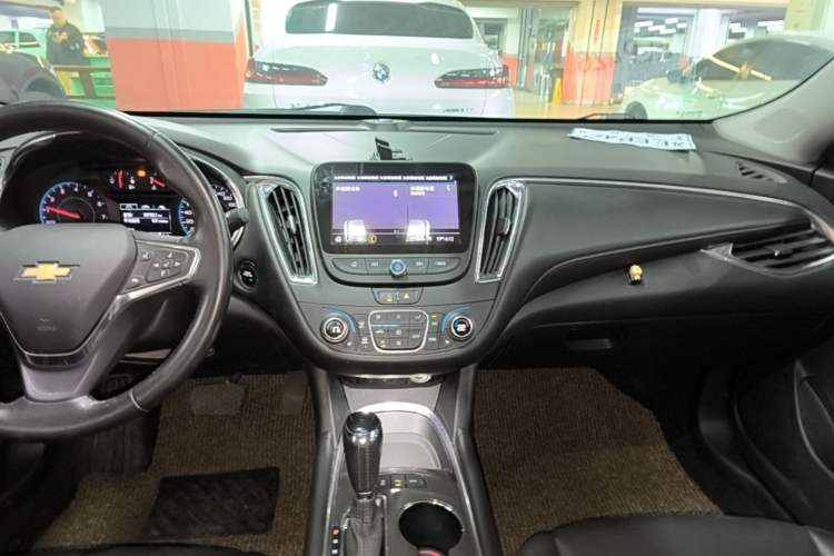 Used Chevrolet Malibu XL 2019 535T CVT Active Version Audio And AC Panel