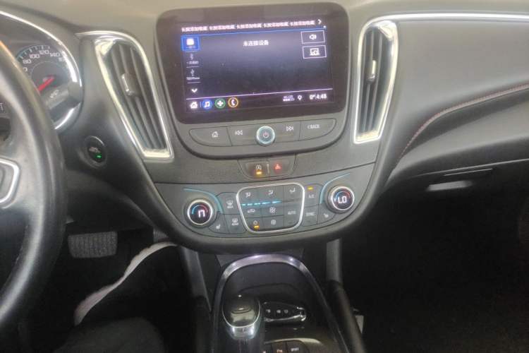 Used Chevrolet Malibu XL 2019 Redline 550T Automatic Sport Edition Audio And AC Panel