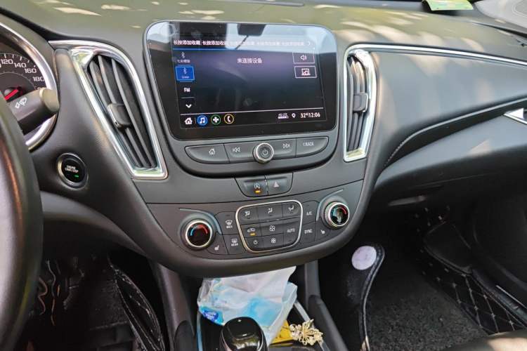Used Chevrolet Malibu XL 2019 535T CVT Active Version Audio And AC Panel