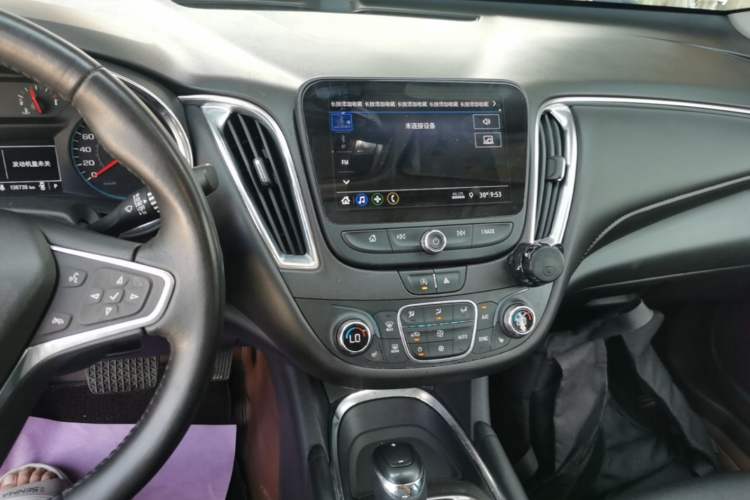 Used Chevrolet Malibu XL 2019 535T CVT Active Version Audio And AC Panel