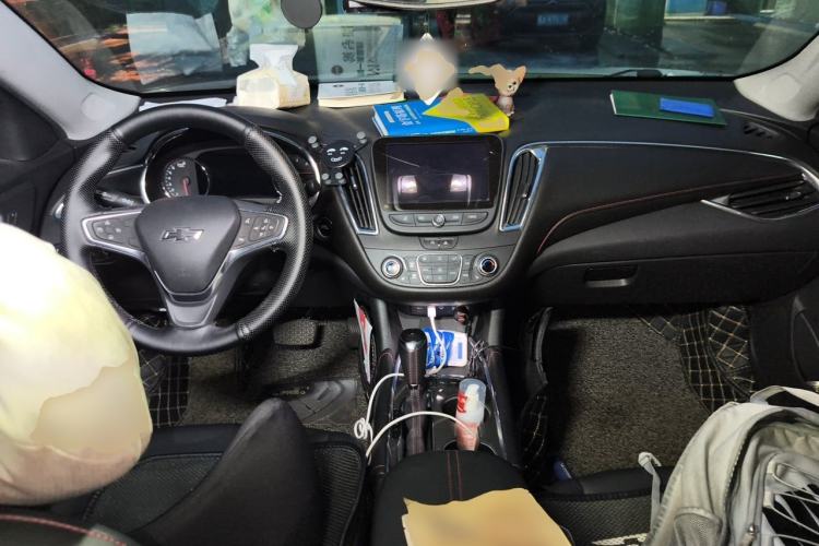 Used Chevrolet Malibu XL 2019 Redline 550T Automatic RuiLian Edition Center Console