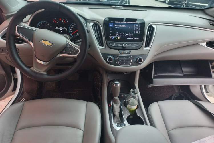 Used Chevrolet Malibu XL 2019 535T CVT Rui Xing Edition Center Console