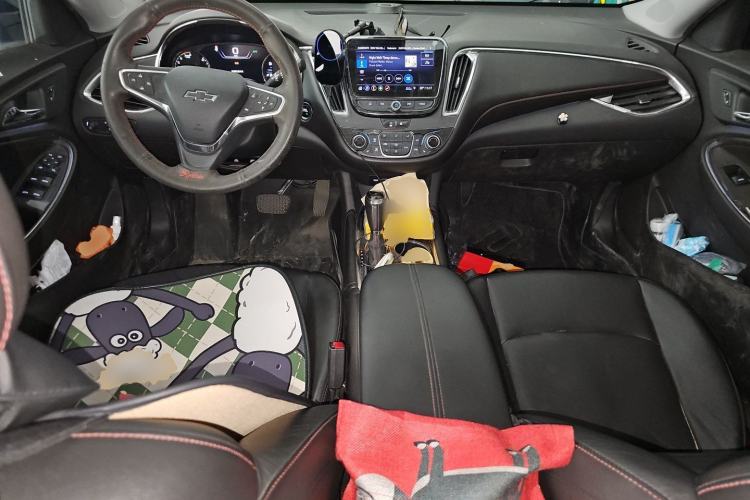 Used Chevrolet Malibu XL 2019 Redline 550T Automatic RuiLian Edition Center Console