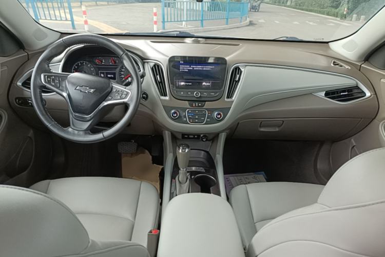Used Chevrolet Malibu XL 2019 535T CVT Rui Xing Edition Center Console