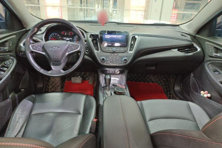 Used Chevrolet Malibu XL 2019 Redline 550T Automatic Sport Edition Center Console