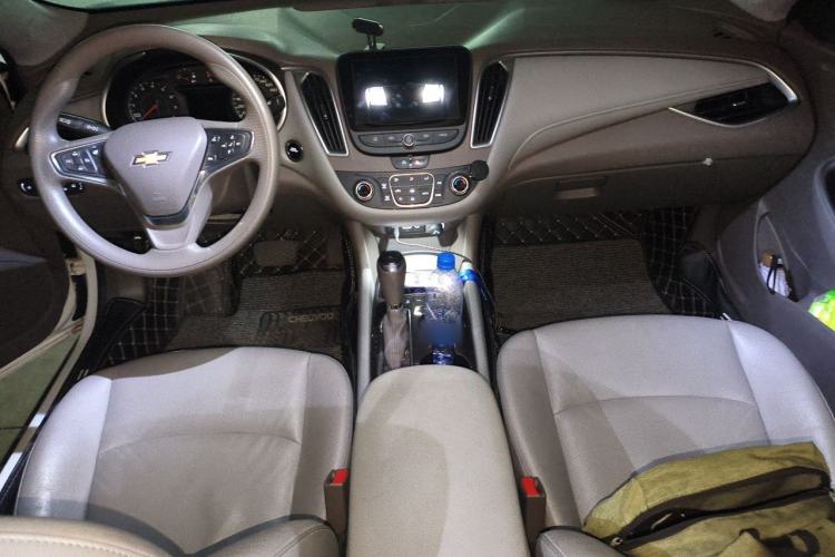 Used Chevrolet Malibu XL 2019 535T CVT Rui Xing Edition Center Console