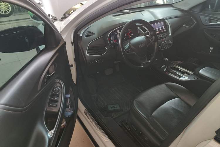 Used Chevrolet Malibu XL 2019 Redline 550T Automatic RuiLian Edition Driver Seat