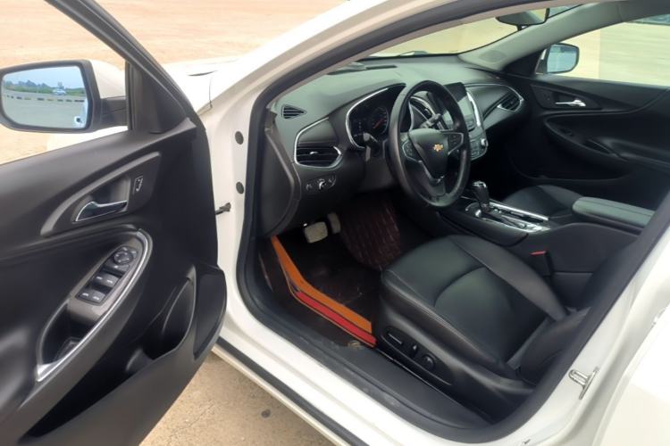 Used Chevrolet Malibu XL 2019 535T CVT Active Version Driver Seat