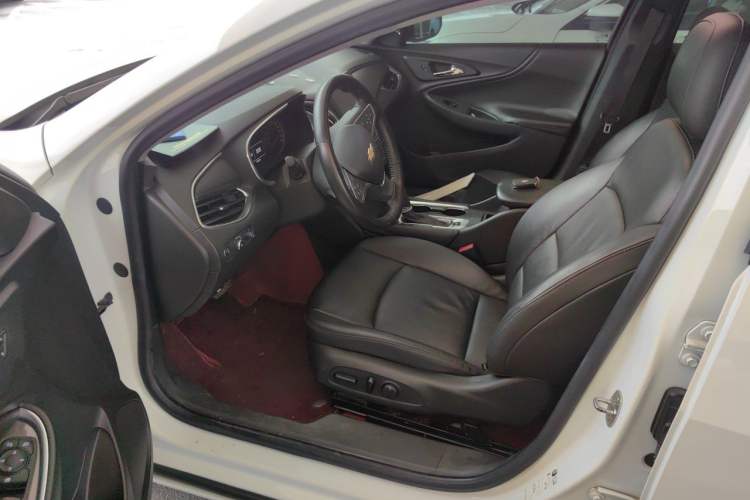 Used Chevrolet Malibu XL 2019 535T CVT Active Version Driver Seat
