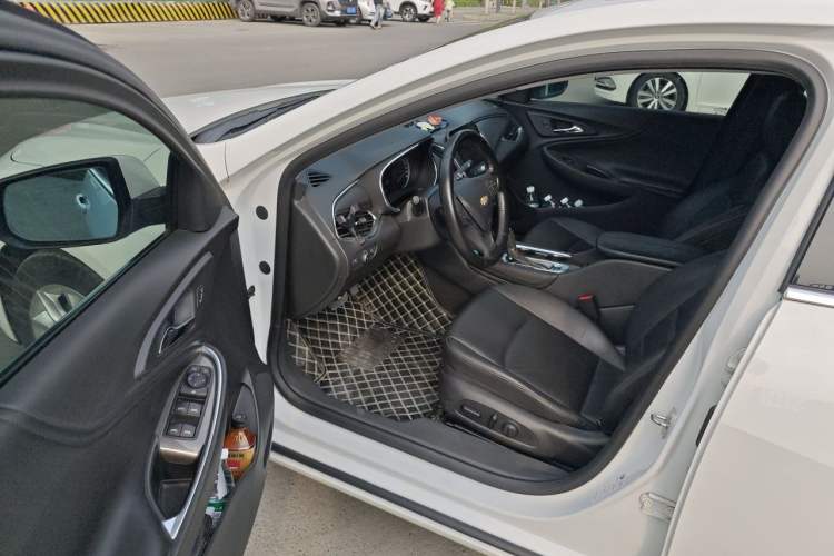 Used Chevrolet Malibu XL 2019 535T CVT Active Version Driver Seat
