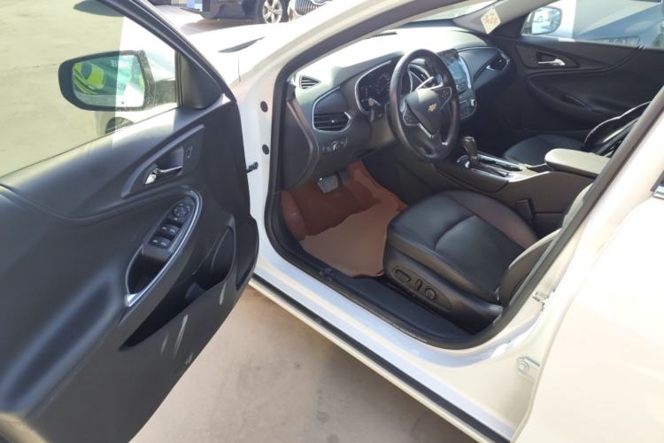 Used Chevrolet Malibu XL 2019 535T CVT Active Version Driver Seat