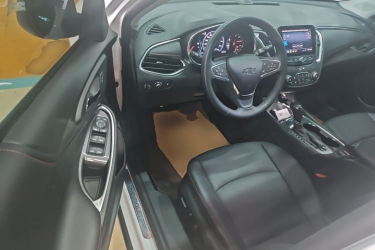 Used Chevrolet Malibu XL 2019 Redline 550T Automatic RuiLian Edition Driver Seat