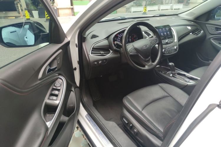 Used Chevrolet Malibu XL 2019 Redline 550T Automatic RuiLian Edition Driver Seat