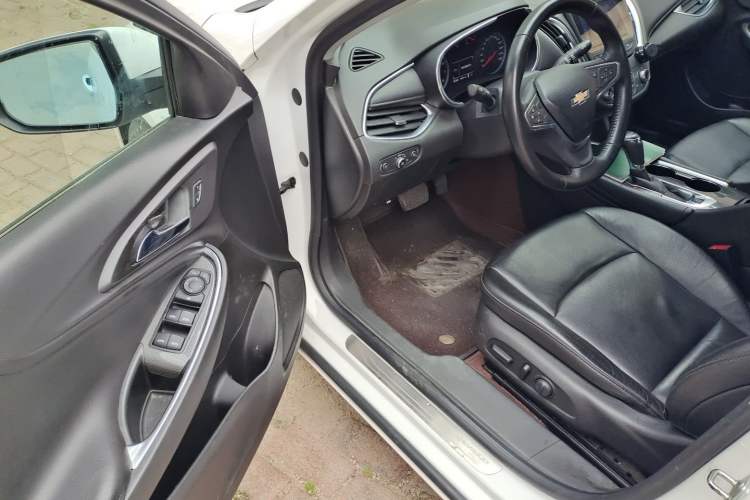 Used Chevrolet Malibu XL 2019 535T CVT Active Version Driver Seat