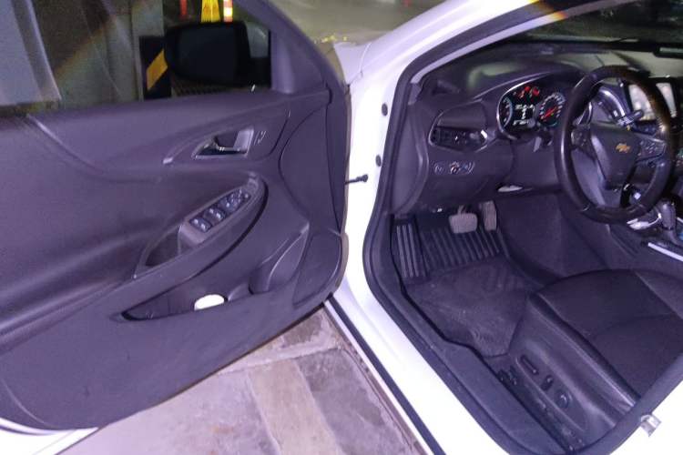 Used Chevrolet Malibu XL 2019 535T CVT Active Version Driver Seat