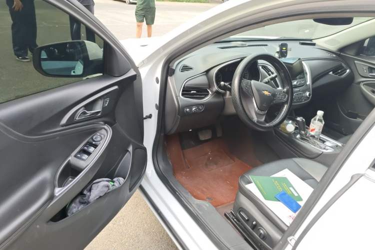 Used Chevrolet Malibu XL 2019 535T CVT Active Version Driver Seat