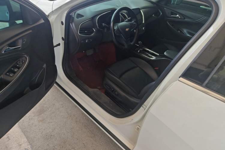 Used Chevrolet Malibu XL 2019 535T CVT Active Version Driver Seat