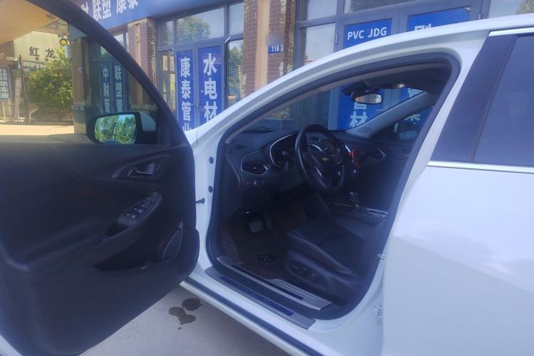Used Chevrolet Malibu XL 2019 535T CVT Active Version Driver Seat