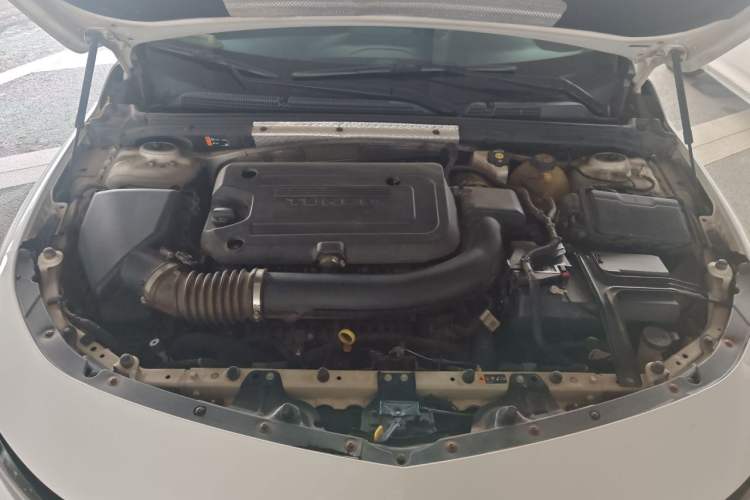 Used Chevrolet Malibu XL 2019 Redline 550T Automatic RuiLian Edition Engine Bay