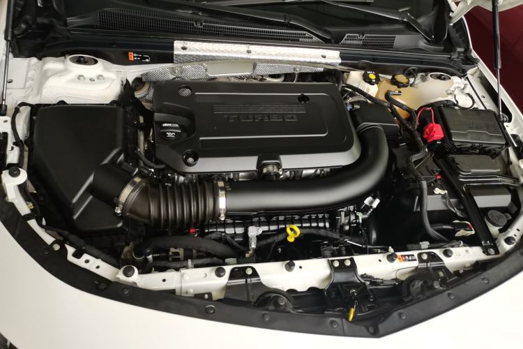 Used Chevrolet Malibu XL 2019 Redline 550T Automatic Sport Edition Engine Bay
