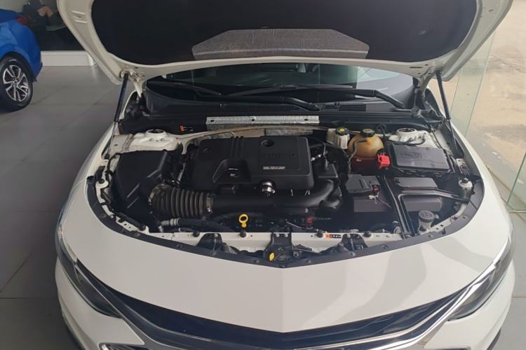 Used Chevrolet Malibu XL 2019 535T CVT Active Version Engine Bay